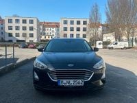 Gebraucht Ford Focus 120 PS (88 kW) 2019 Schwarz Kombi