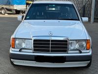 Gebraucht Mercedes 300 190 PS (139 kW) 1990 Weiß Limousine