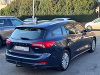 Gebraucht Ford Focus Titanium 155 PS (114 kW) 2020 Blau Kombi