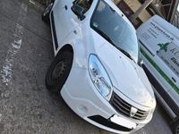 Gebraucht Dacia Sandero 75 PS (55 kW) 2008 Weiß Kleinwagen