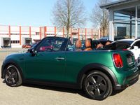 Gebraucht Mini Cooper Cabriolet Classic 136 PS (100 kW) 2022 Grün british racing green iv metallic (metallic) Cabrio