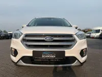 Gebraucht Ford Kuga Titanium 179 PS (131 kW) 2019 Weiß SUV