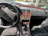 gebraucht Mercedes C180 nur 124.000 Kilometer