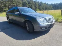 Gebraucht Mercedes E220 Elegance 170 PS (125 kW) 2009 Grau Limousine