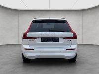 Gebraucht Volvo XC60 Core 250 PS (183 kW) 2024 Weiß SUV