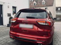 Gebraucht Ford Kuga Vignale 190 PS (139 kW) 2022 Rot SUV