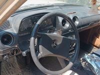 Gebraucht Mercedes 200 60 PS (44 kW) 1976 Beige Limousine