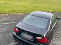 Gebraucht BMW 318 129 PS (94 kW) 2007 Schwarz Limousine