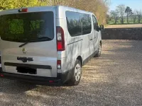 Gebraucht Renault Trafic 150 PS (110 kW) 2022 Silber Van / Kleinbus