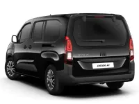 Neu Fiat Doblò 131 PS (96 kW) 2026 Schwarz metallic Van / Kleinbus