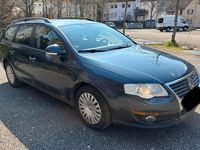 Gebraucht VW Passat 140 PS (102 kW) 2007 Blau Kombi