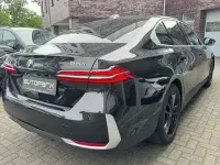 Gebraucht BMW 520 Sport Line 208 PS (152 kW) 2024 Saphirschwarz (metallic) Limousine