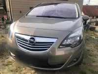 Gebraucht Opel Meriva 95 PS (69 kW) 2010 Braun Van / Kleinbus