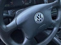 Gebraucht VW Passat 104 PS (76 kW) 1998 Schwarz Limousine