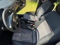 Second-hand VW Golf IV Basis 75 CP (55 kW) 2002 Albastru Berlinǎ