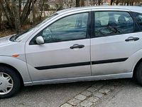 Gebraucht Ford Focus 101 PS (74 kW) 2004 Silber Limousine