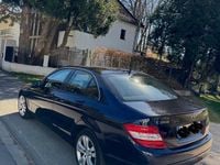 Gebraucht Mercedes C200 184 PS (135 kW) 2009 Blau Limousine