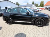 Gebraucht BMW X3 Sport Line 184 PS (135 kW) 2024 Schwarz SUV