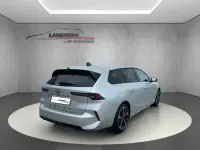 Używany Opel Astra 131 KM (96 kW) 2024 Srebrny Kombi