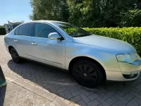 Second-hand VW Passat 102 CP (75 kW) 2008 Argintiu Berlinǎ