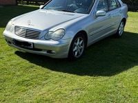 Gebraucht Mercedes C240 Elegance 170 PS (125 kW) 2004 Grau Limousine