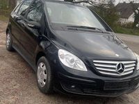 Gebraucht Mercedes B150 95 PS (69 kW) 2006 Schwarz Van / Kleinbus