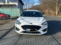 Gebraucht Ford Focus ST-Line 125 PS (91 kW) 2019 Weiß Kombi