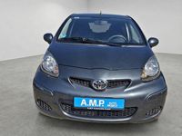 Gebraucht Toyota Aygo 68 PS (50 kW) 2009 Grey metallic Kleinwagen