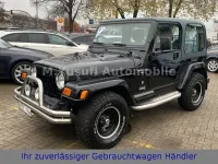 Gebraucht Jeep Wrangler Sport 177 PS (130 kW) 2001 Schwarz SUV