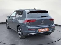 Gebraucht VW Golf VIII Life 110 PS (80 kW) 2023 Grau Limousine