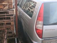 Gebraucht Ford Mondeo 145 PS (106 kW) 2001 Silber Kombi