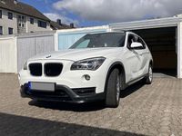 Gebraucht BMW X1 Sport Line 143 PS (105 kW) 2014 Weiß SUV