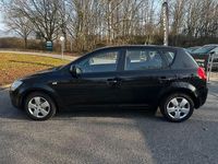 Gebraucht Kia Ceed 109 PS (80 kW) 2009 Schwarz Kleinwagen