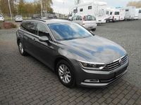 Gebraucht VW Passat 120 PS (88 kW) 2016 Grau Kombi