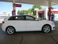 Gebraucht Audi A3 Ambition 105 PS (77 kW) 2012 Weiß Kleinwagen
