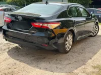 Gebraucht Toyota Camry 220 PS (161 kW) 2020 Schwarz Limousine