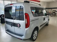 Gebraucht Fiat Doblò Lounge 120 PS (88 kW) 2021 Grau Van / Kleinbus
