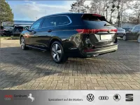 Gebraucht VW Passat Business 150 PS (110 kW) 2025 Schwarz Kombi