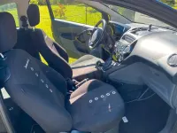 Gebraucht Ford Ka Individual 69 PS (50 kW) 2015 Schwarz Kleinwagen