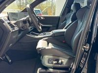 Neu BMW X5 Comfort Edition 352 PS (258 kW) 2026 Saphirschwarz metallic SUV