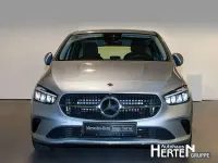 Gebraucht Mercedes B180 Progressive 136 PS (100 kW) 2024 lack hightechsilber Kleinwagen