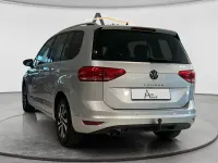 Gebraucht VW Touran Active 150 PS (110 kW) 2023 Silber Van / Kleinbus