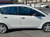 Gebraucht Mitsubishi Colt 95 PS (69 kW) 2009 Weiß Kleinwagen
