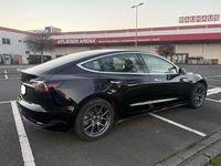 Gebraucht Tesla Model 3 225 kW (306 PS) 2019 Schwarz Limousine