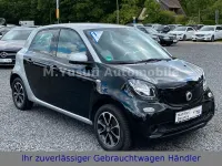 Gebraucht Smart ForFour 71 PS (52 kW) 2015 Schwarz Kleinwagen
