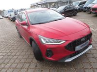 Gebraucht Ford Focus Active X 125 PS (91 kW) 2024 Fantastic red tc (metallic) Kombi