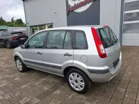 Gebraucht Ford Fusion Style 80 PS (58 kW) 2008 Polarsilber metallic Kleinwagen