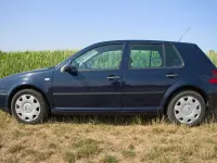 Gebraucht VW Golf IV Trendline 75 PS (55 kW) 2001 Blau Kleinwagen