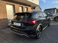 Gebraucht Ford Focus Active 125 PS (91 kW) 2024 Schwarz Limousine