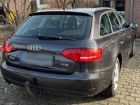 Gebraucht Audi A4 Attraction 160 PS (117 kW) 2011 Grau Kombi